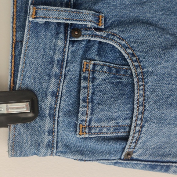 Levi High Waisted Straight | Size 27 - Picture 4 of 6